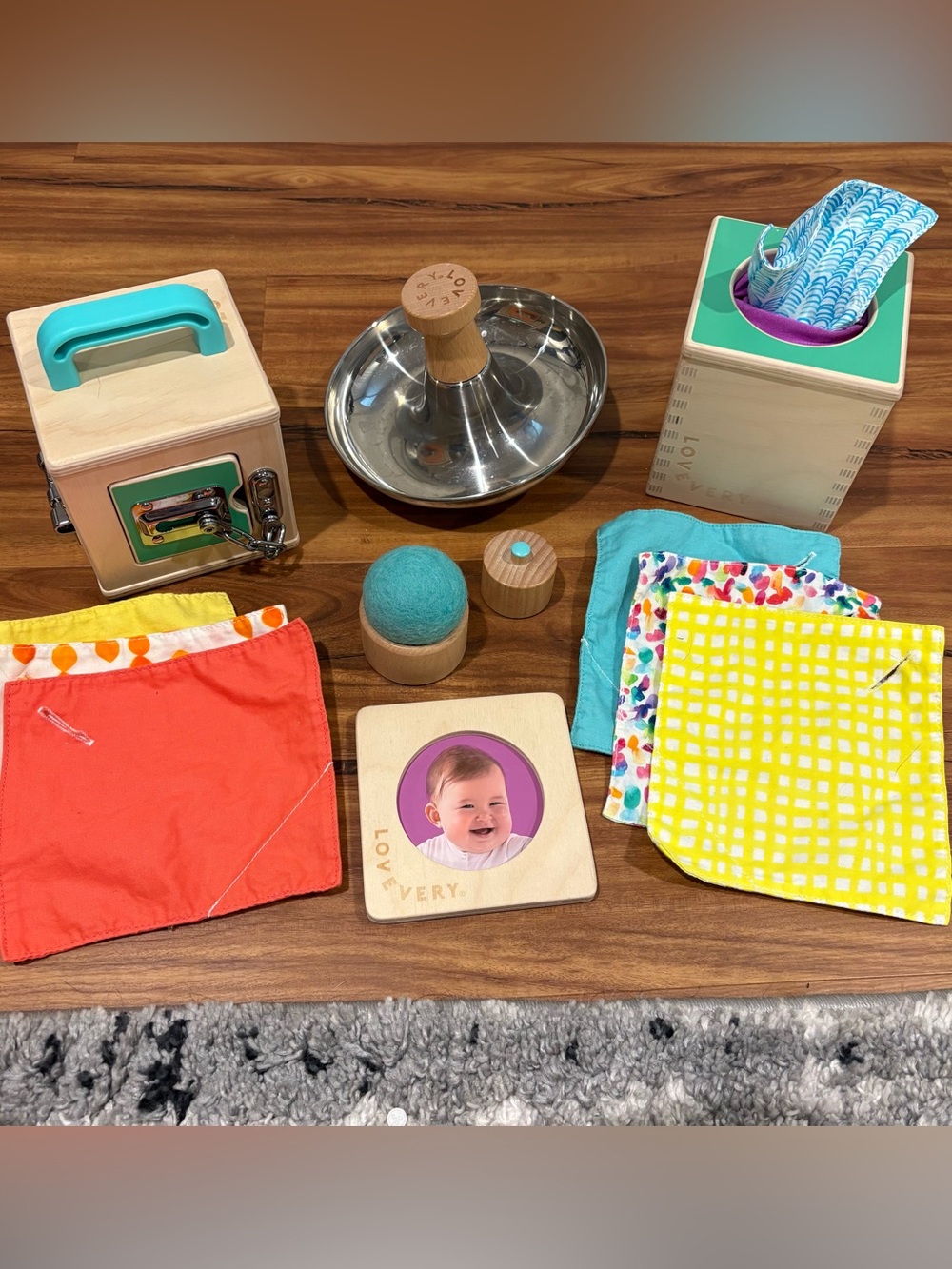 Lovevery Lot Latch Box Ball Cup Top Cloth Set with Box Wooden Toys